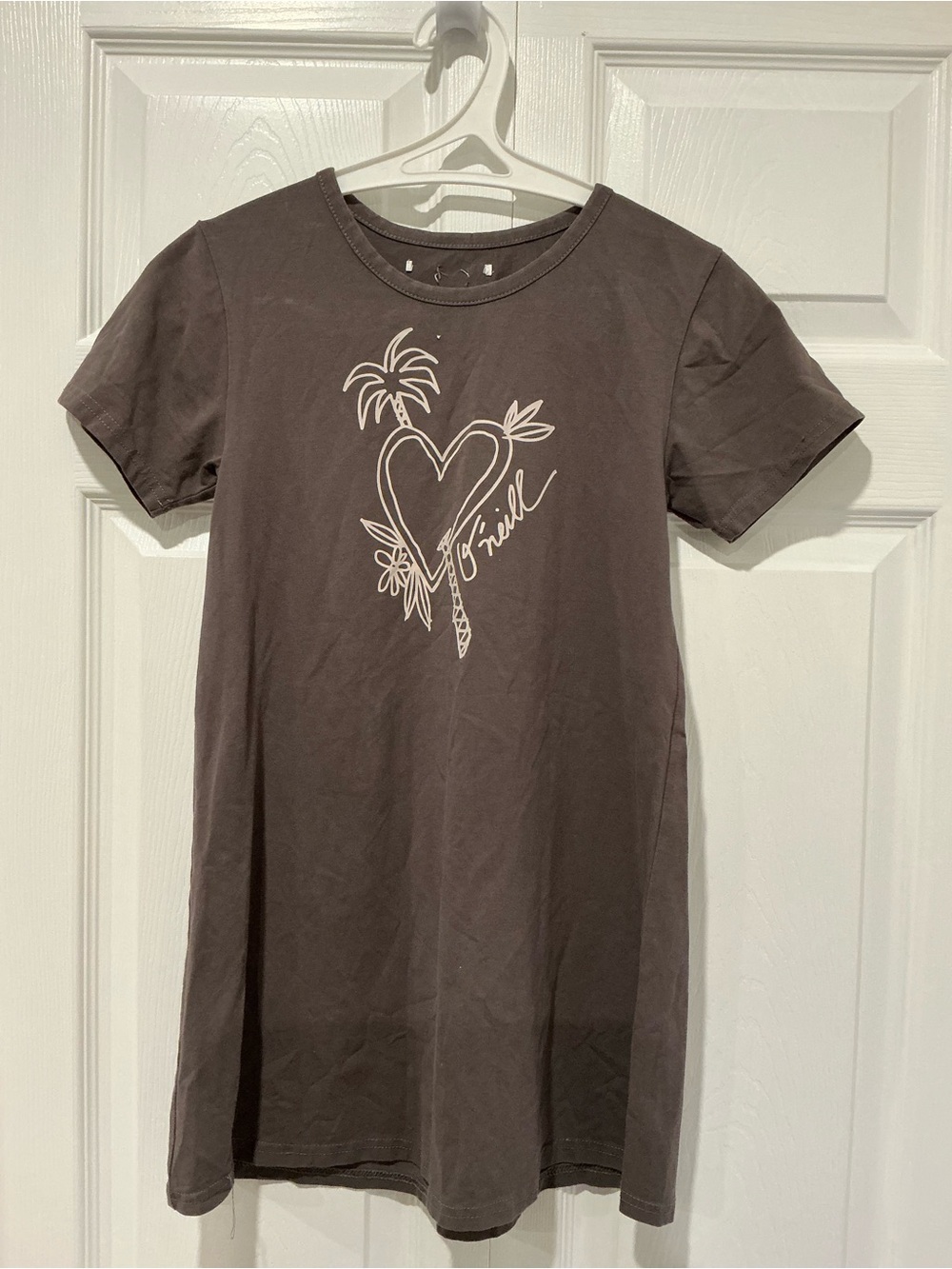 O'Neill Girls' Brown Graphic T-Shirt Dress with White Heart Palm Design